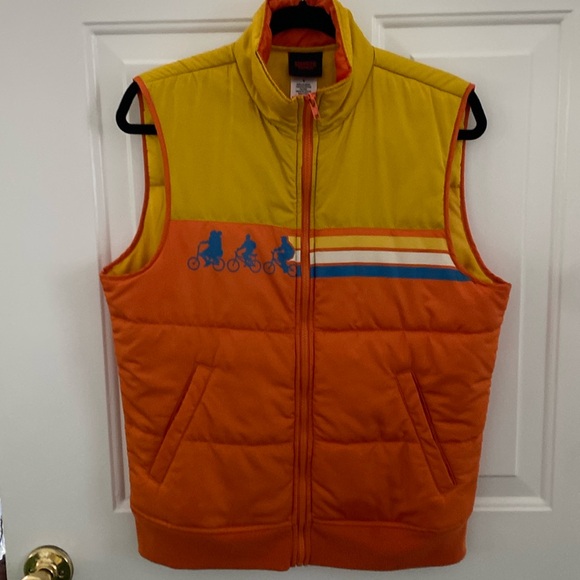Stranger Things Other - Stranger Things Orange Puffer Vest - Unisex Size Small